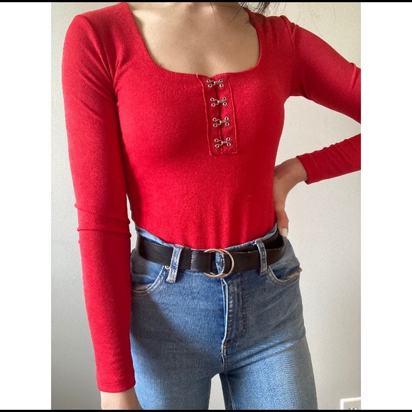 RED LONG SLEEVE BODYSUIT - Picture 2 of 6